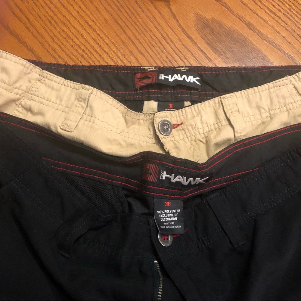 Lot of 2 Tony Hawk Men’s Cargo Shorts          Size 36 skaters shorts